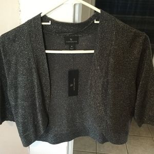 Short sweater
